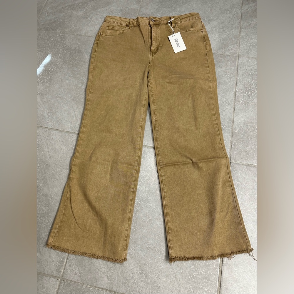 Brand New High waist acid wash boot/ flare jeans